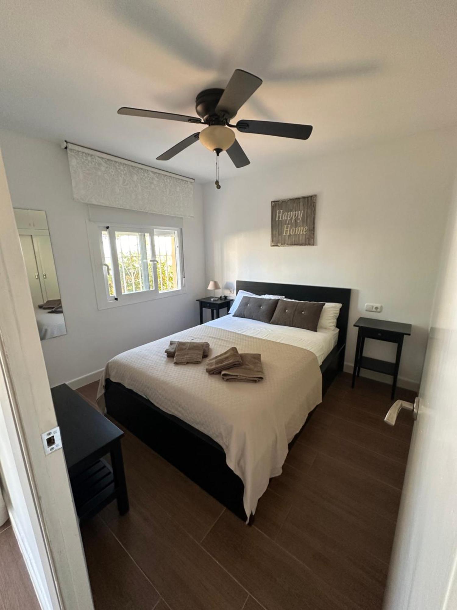 マラガPrecioso Apartamento Junto A Playa Y Con Piscina.アパートメント エクステリア 写真
